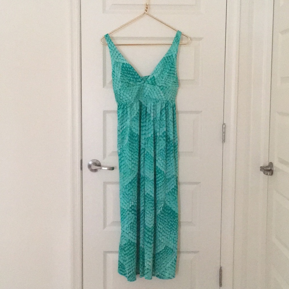 Green patterned vintage maxi dress